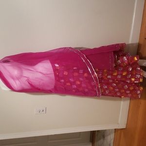 Belly dancer skirt and scarf